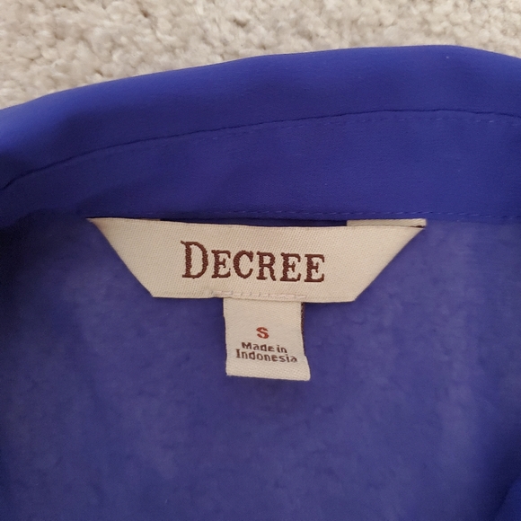 2/$20 🟠 Blue chiffon tank blouse button down - Picture 2 of 3